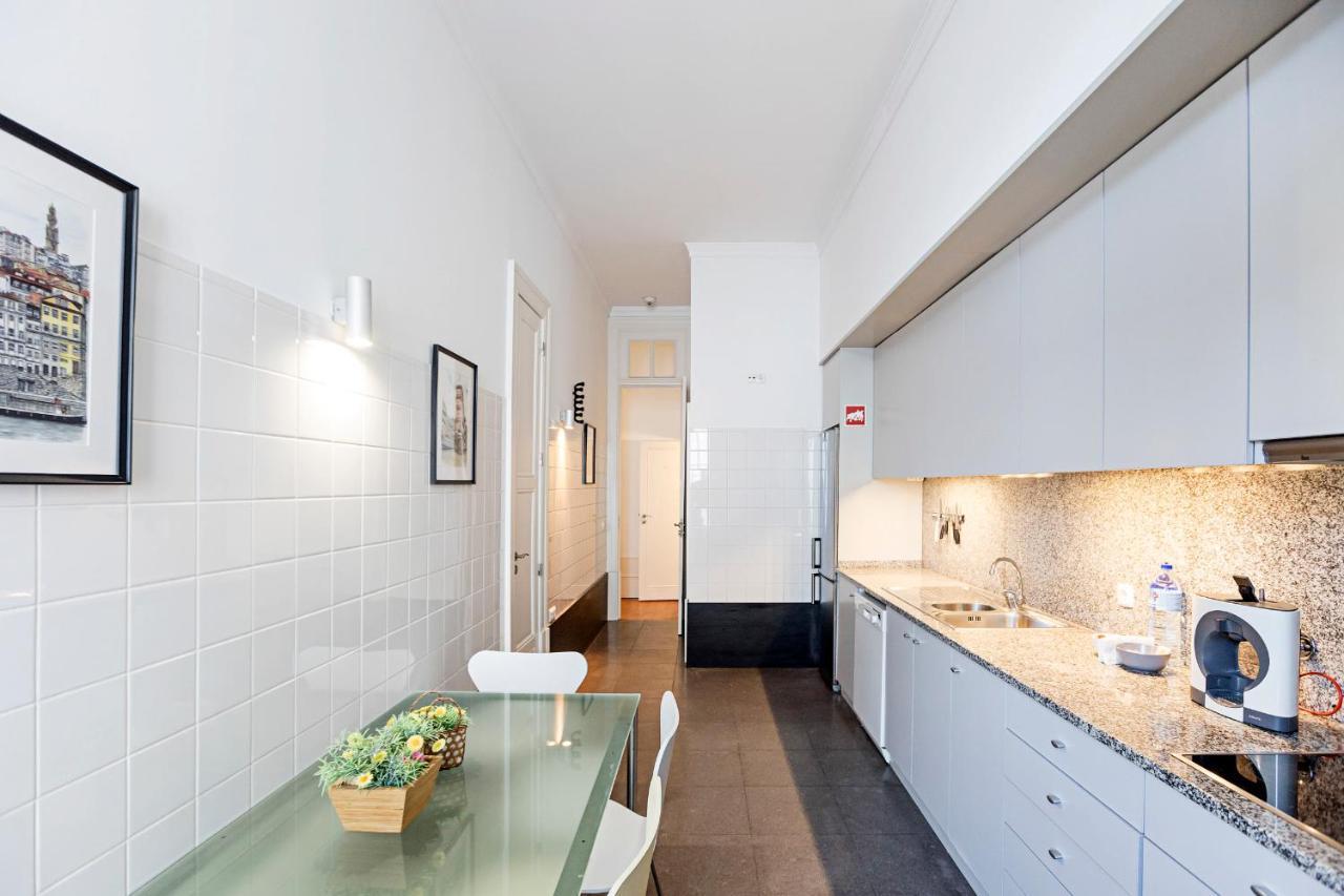 Lovelystay - Aurora Heights Apartment OOporto Exteriör bild